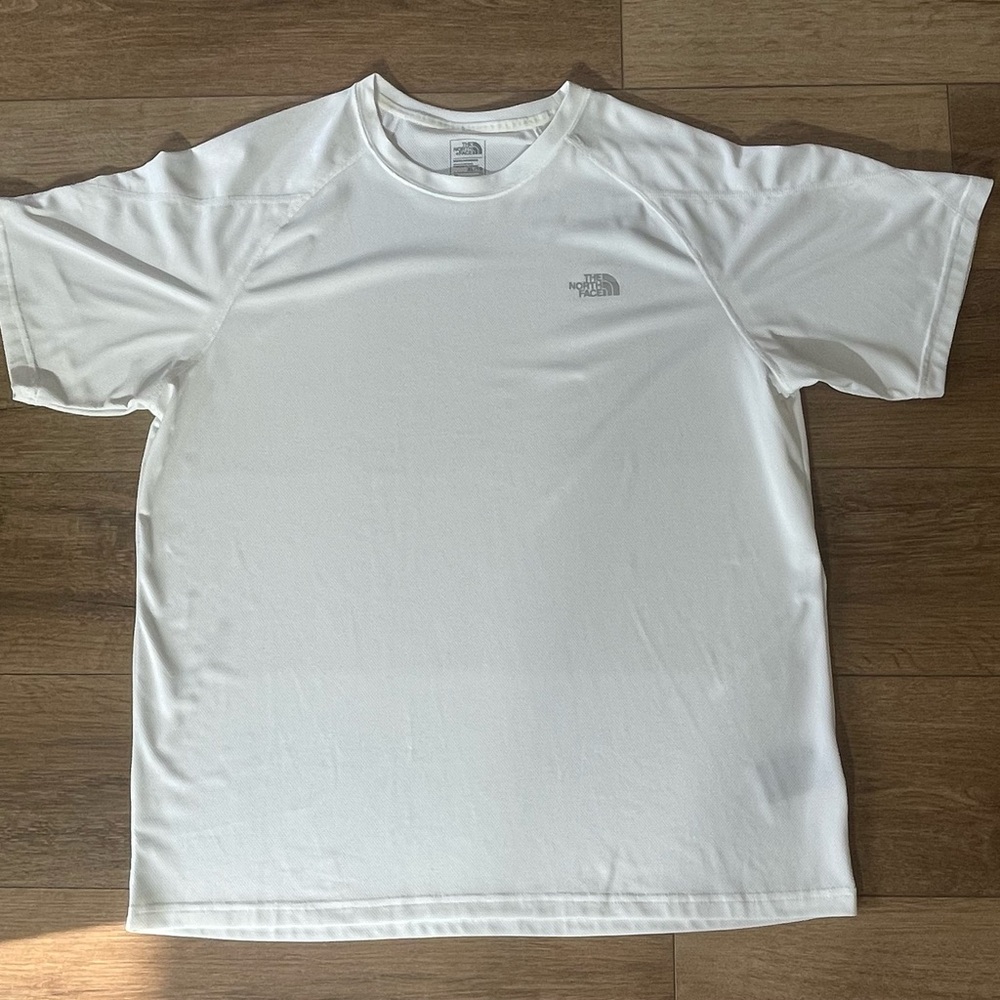 The Northface Mens Flash dry White Short sleeve Shirt Athletic Size Xl Logo - Picture 1 of 7